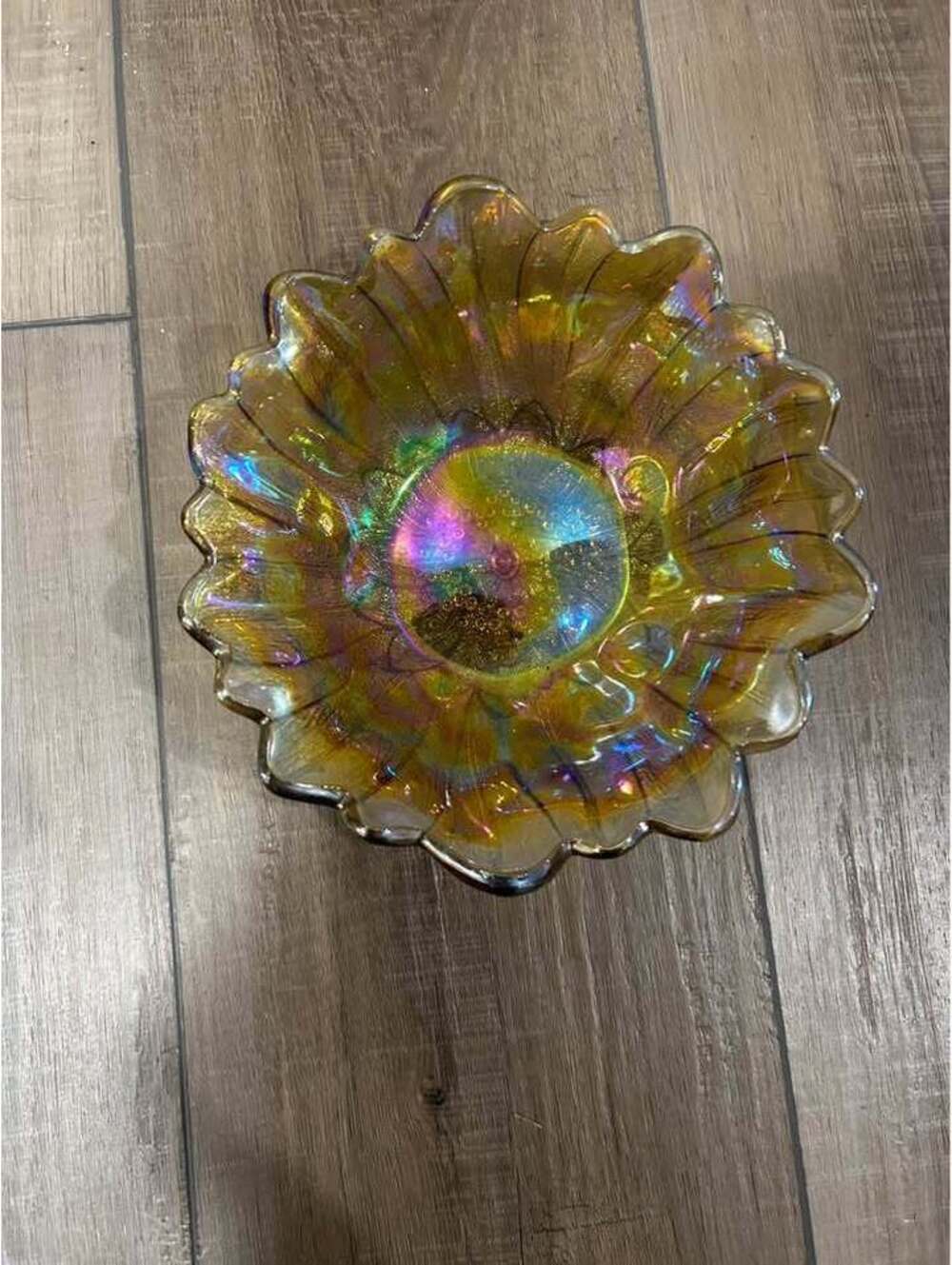 Vintage iridescent yellow sunflower bowl flower carnival glass